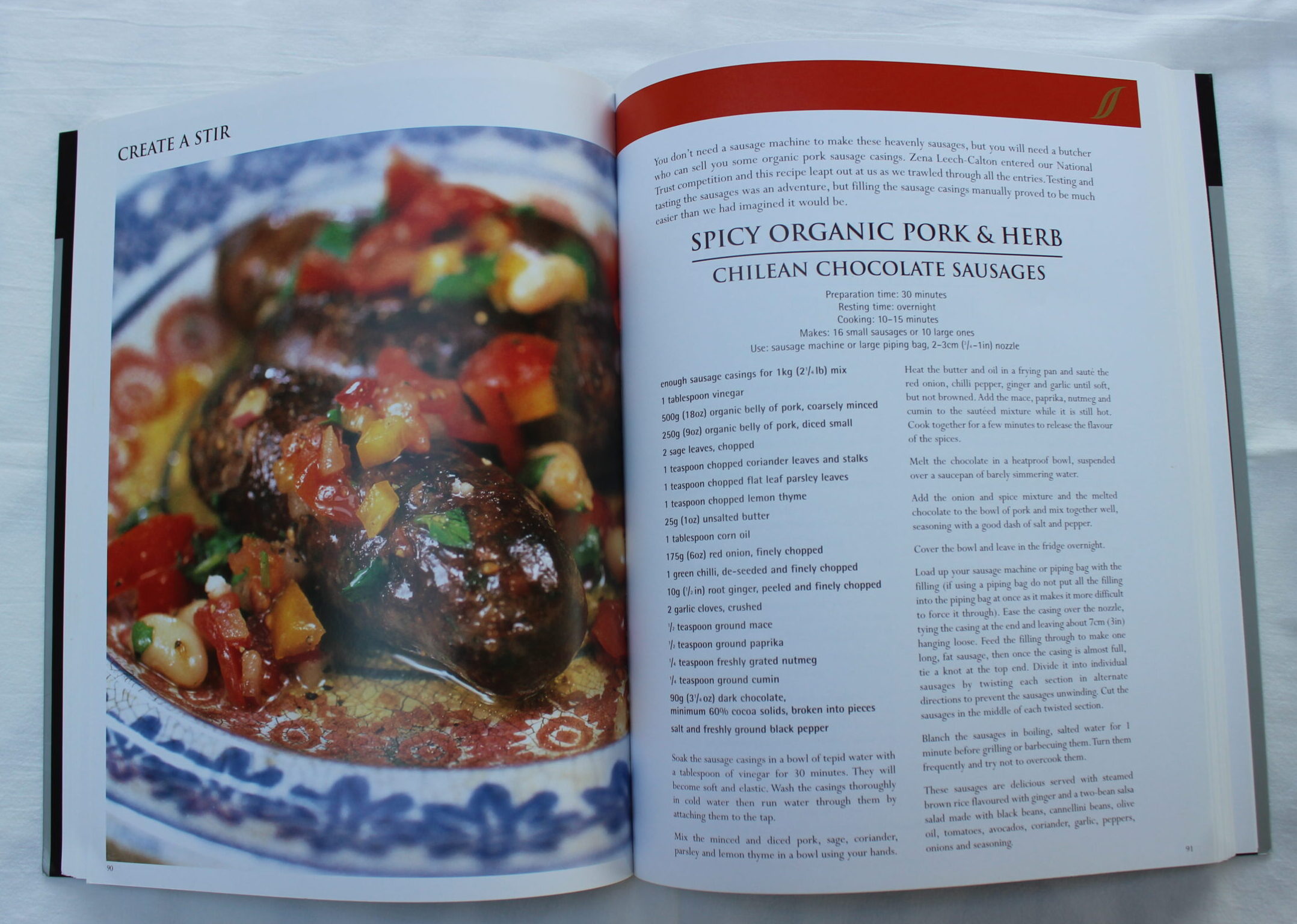 Green and Black's" Chocolate Recipes: From the Cacao Pod to Muffins, Mousses and Moles - Image 4